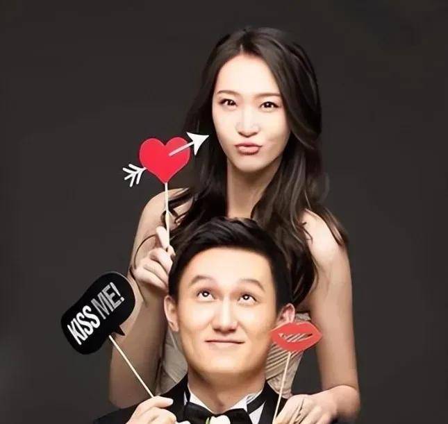 杨臻博_穿着_蛋糕