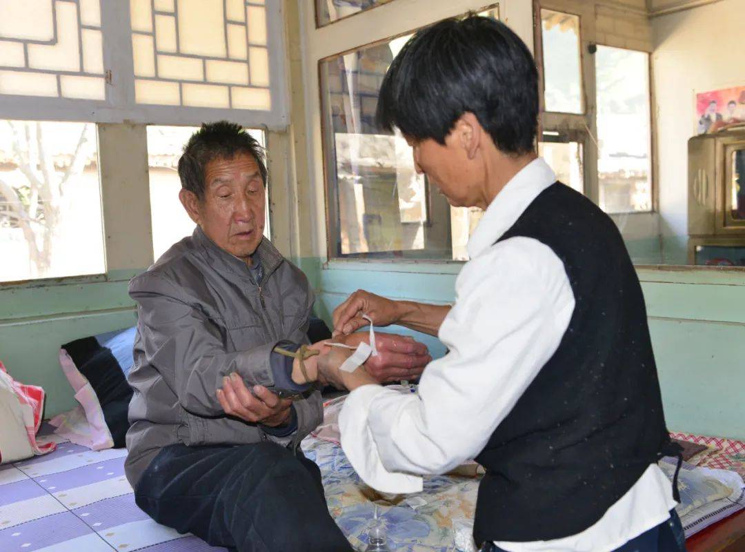 赤脚医生 为民服务的起点刘桂珍,女,1963年1月生,中共党员,山西省代县