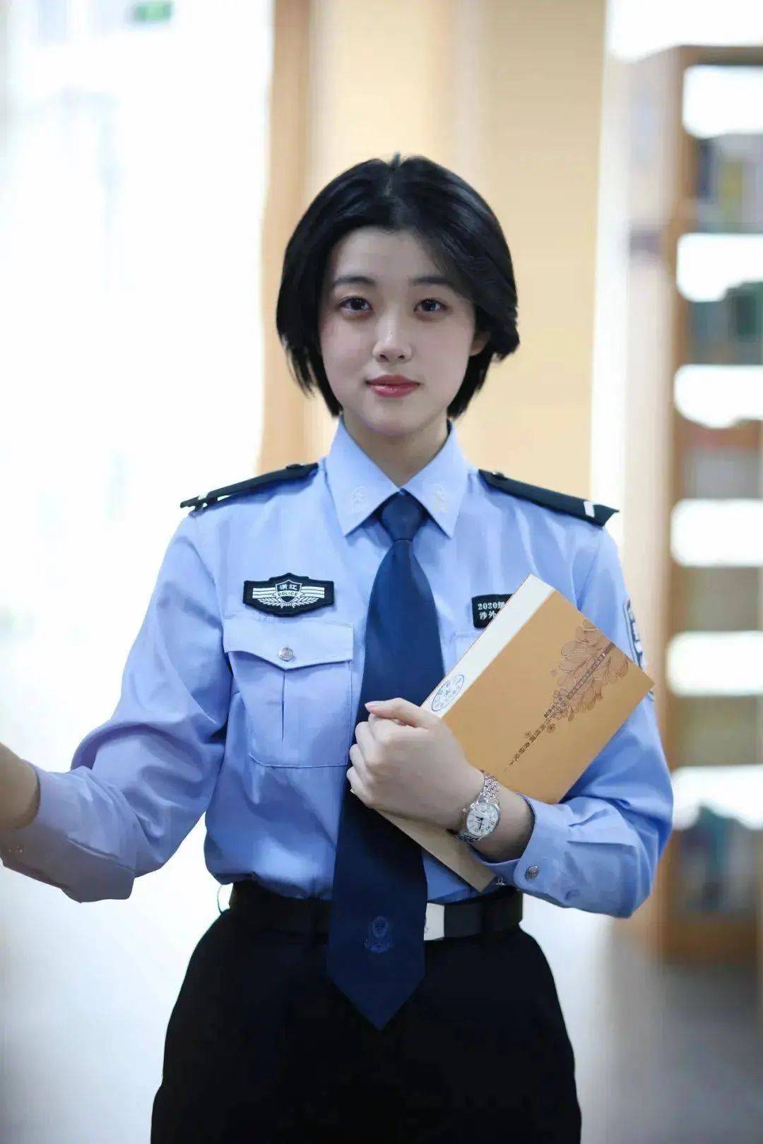 00后女警花雪:警营里的"温柔刀",新时代的硬核担当!