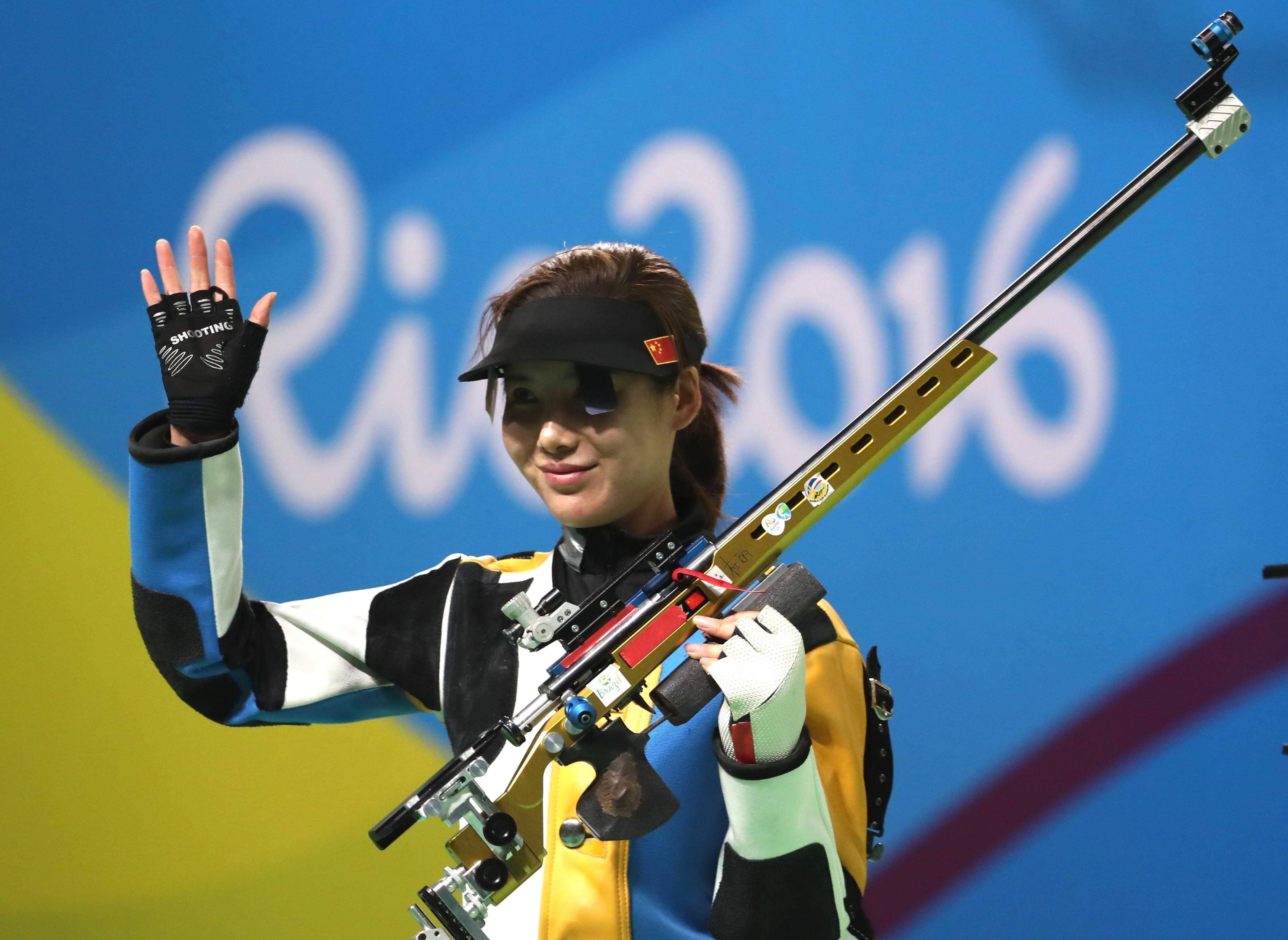 奥运冠军杜丽大变样:满脸的痘痘消失了,嫁小4岁丈夫,美成女神