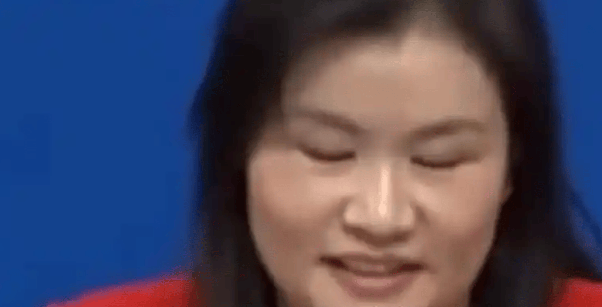从打工妹到女首富 她要去香港ipo了_周群飞_科技_苹果