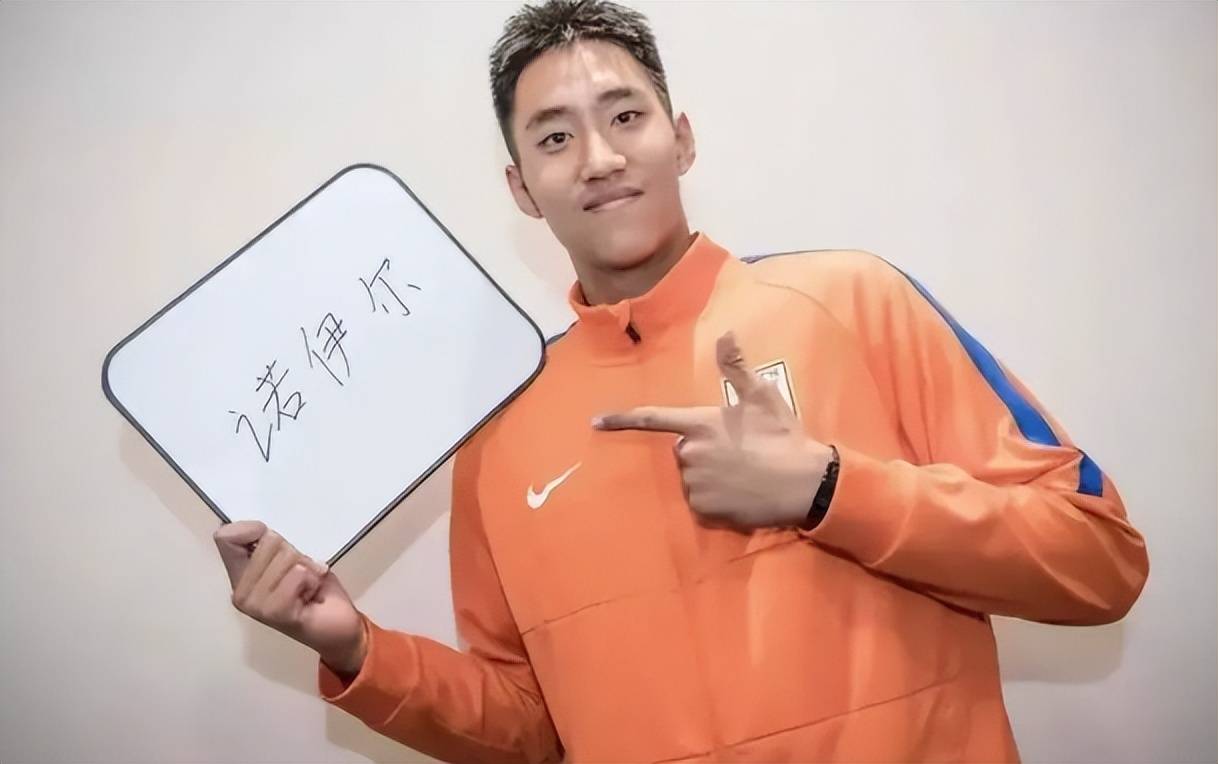 崔康熙排兵布阵引争议，鲁能球迷急了！