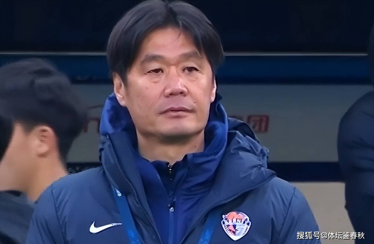 李霄鹏离队风波与青岛海牛迎战强敌