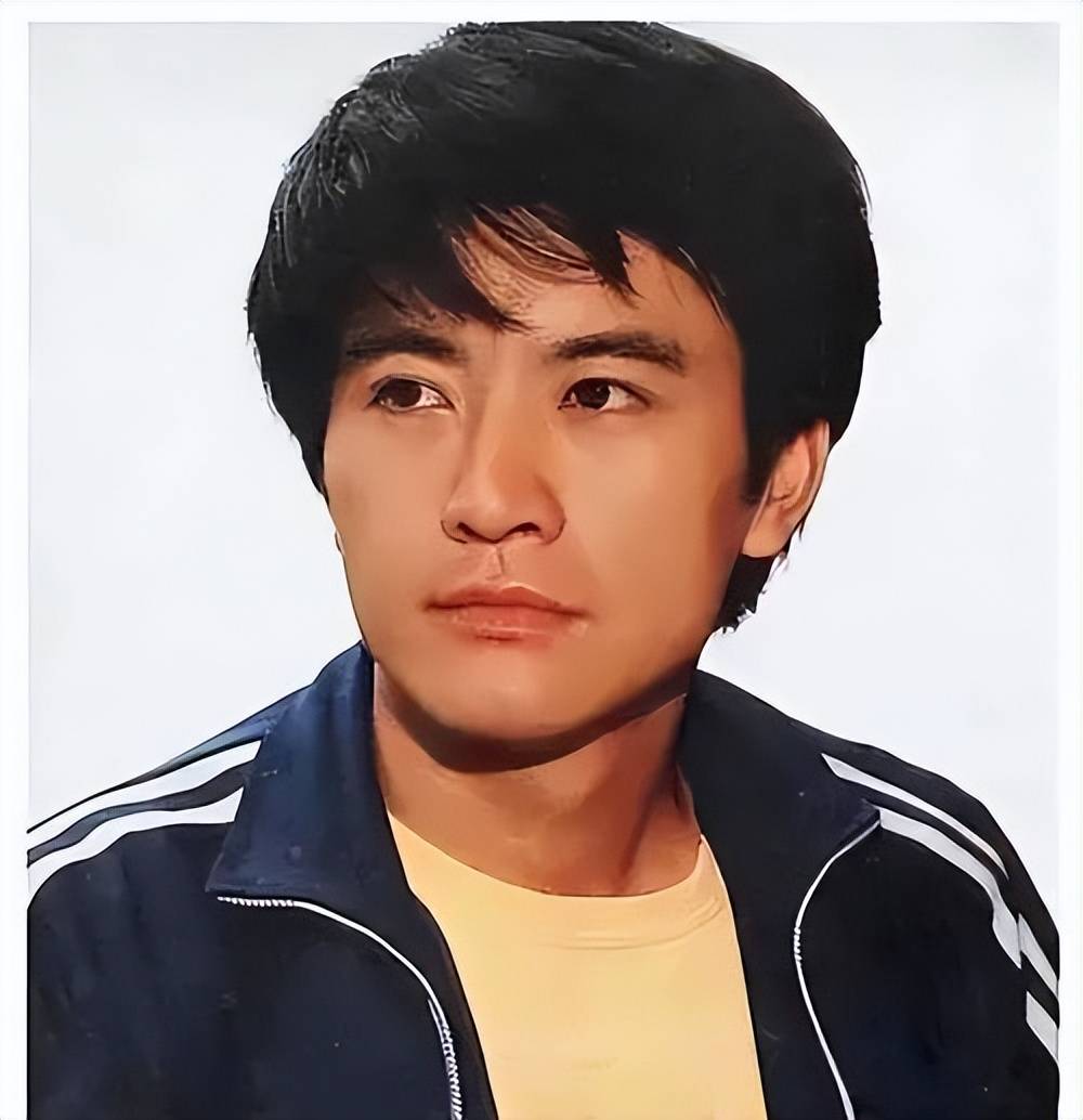 把俩人放一起看差别真大