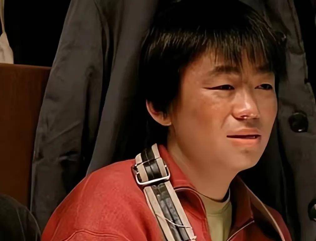 王宝强的逆袭之路:从"卖傻"草根到实力派的蜕变