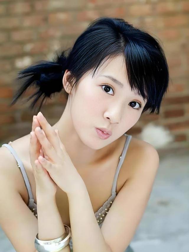 陈格:藏了40年爸爸是陈道明?多年来不拼爹不炒作,难怪这么优秀