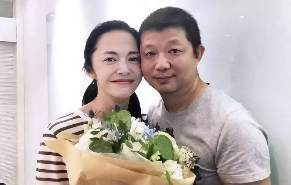 姚晨:离婚凌潇肃后,嫁给现任老公,最正确的决定