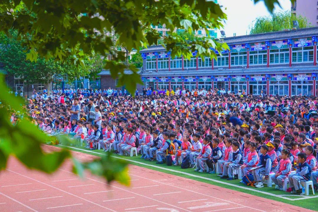 海淀区民族小学2025年春季田径运动会成功举办