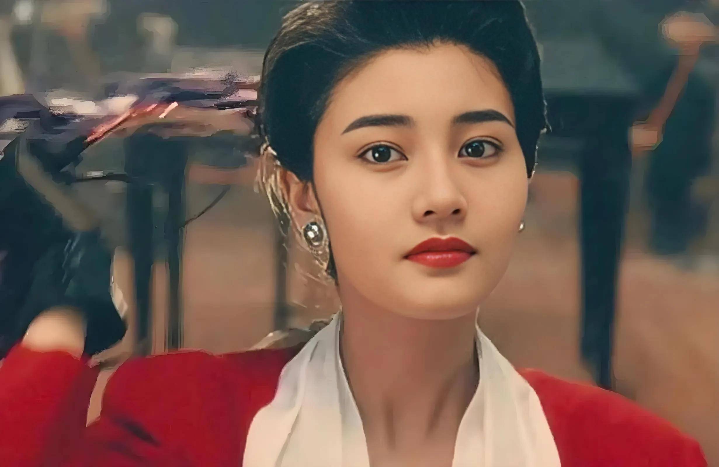 回顾90年代香港10位香港女演员,钟楚红风情万种,你最喜欢哪个?