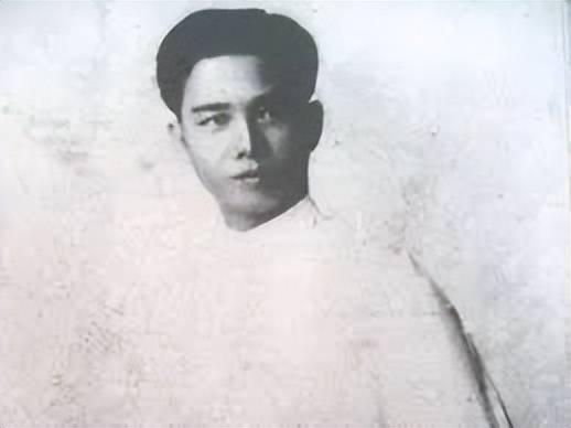 国父遺教大網 検索: 汪精衛 蒋介石 陸軍 国民党 孫文 租界 生写真 革命党 老照片 GHQ 満洲 総督府 支那 軍閥 禁書 老北京 旧中国 三民主義 汪精卫为什么会成为大汉奸？经历的三次刺杀_史海钩沉_嘻嘻网