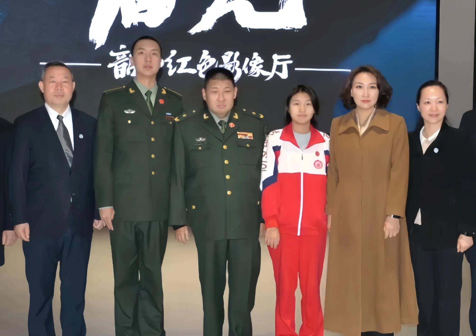伟人曾孙毛东东，全国人民对他至少有3点期望_同志_锻炼_毛新宇