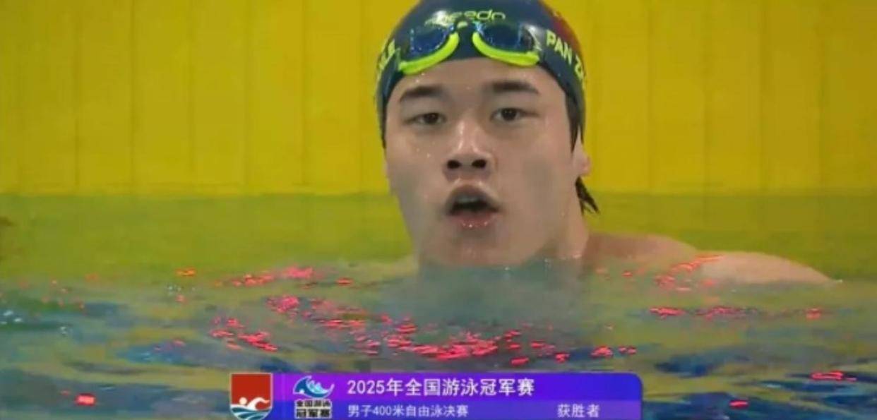 记者：达维德决定推迟主教练生涯，他将陪父亲安切洛蒂前往巴西