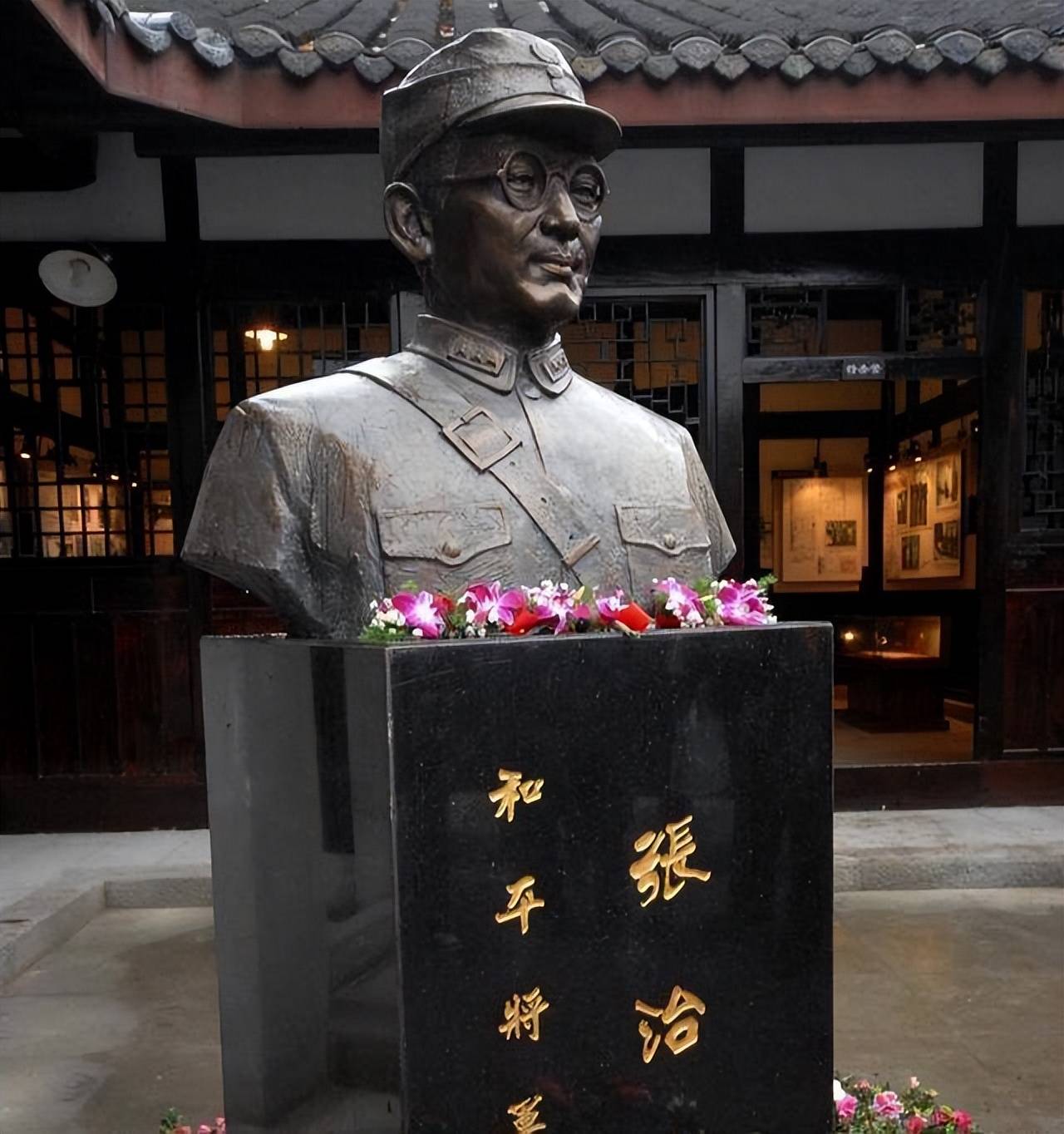 同样是陆军上将,同样是爱国将军,张自忠和张治中有何异同之处?