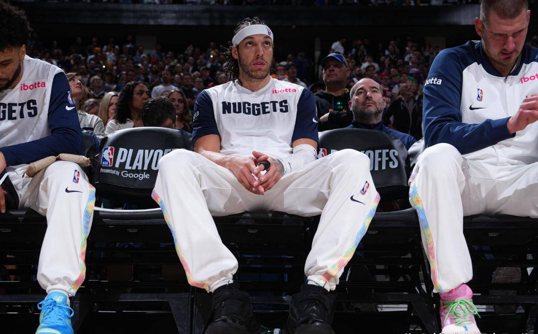 詹宁斯：米德尔顿是雄鹿队史最佳小前 字母哥每年都能拿MVP
