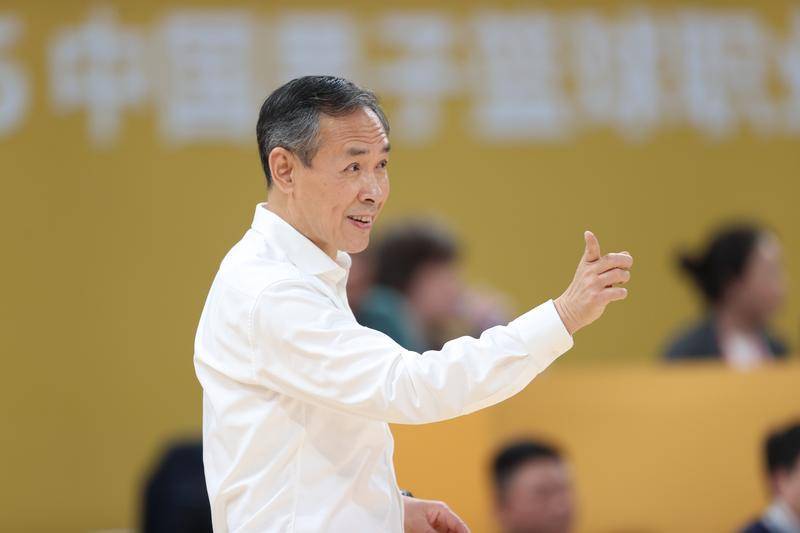 许利民点出主场比客场难打原因 主动求变关键看心态