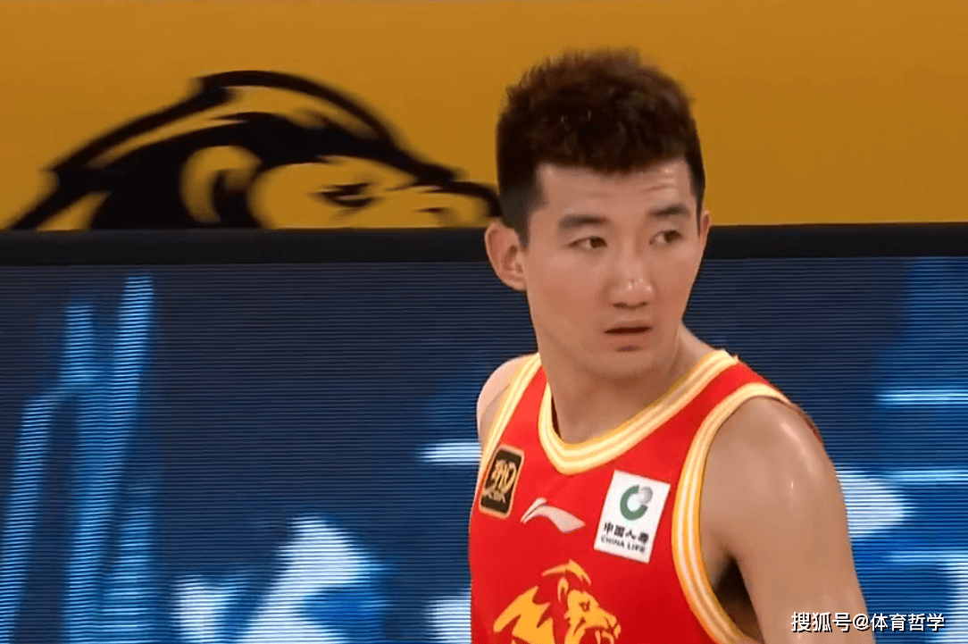 奥纳纳：很高兴回到圣马梅斯球场踢球，希望能再带回一场胜利