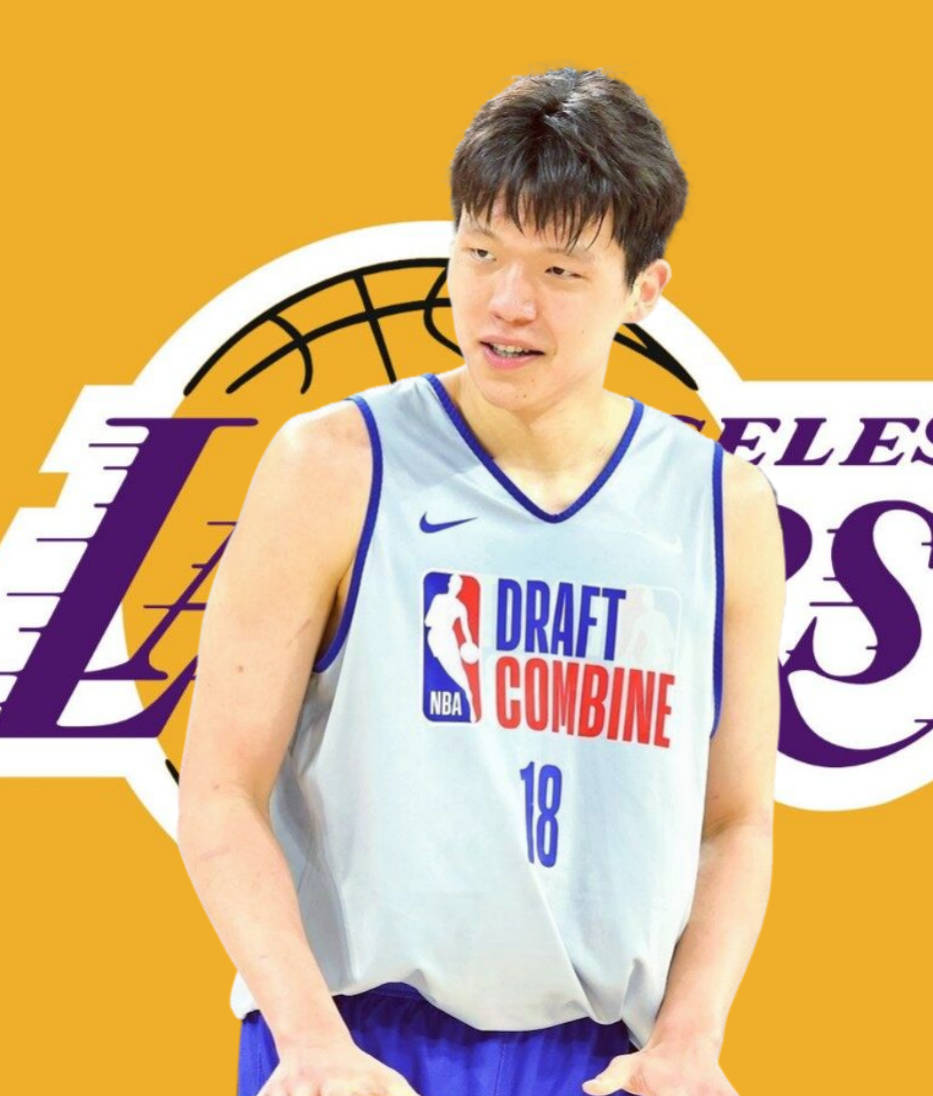 阿斯：塞维利亚球迷组织呼吁对阵皇马时上半场空场，以抗议董事会