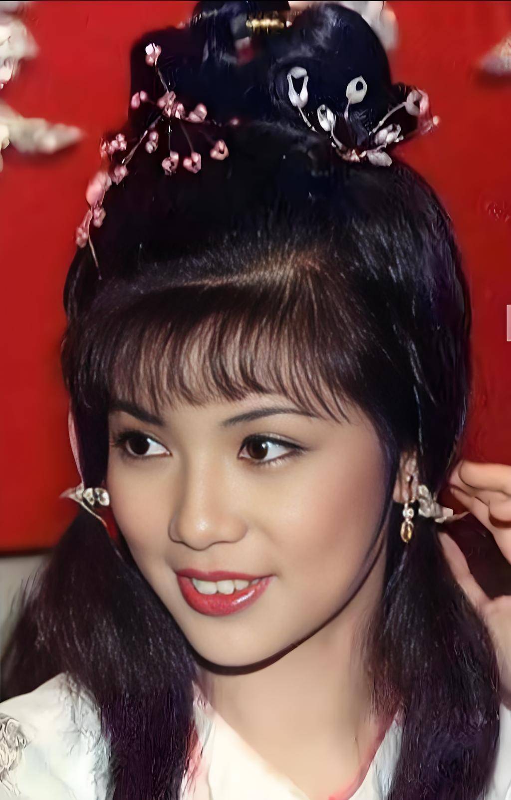 翁美玲去世40周年,为何她的死因至今仍迷雾重重真的是为情自杀?