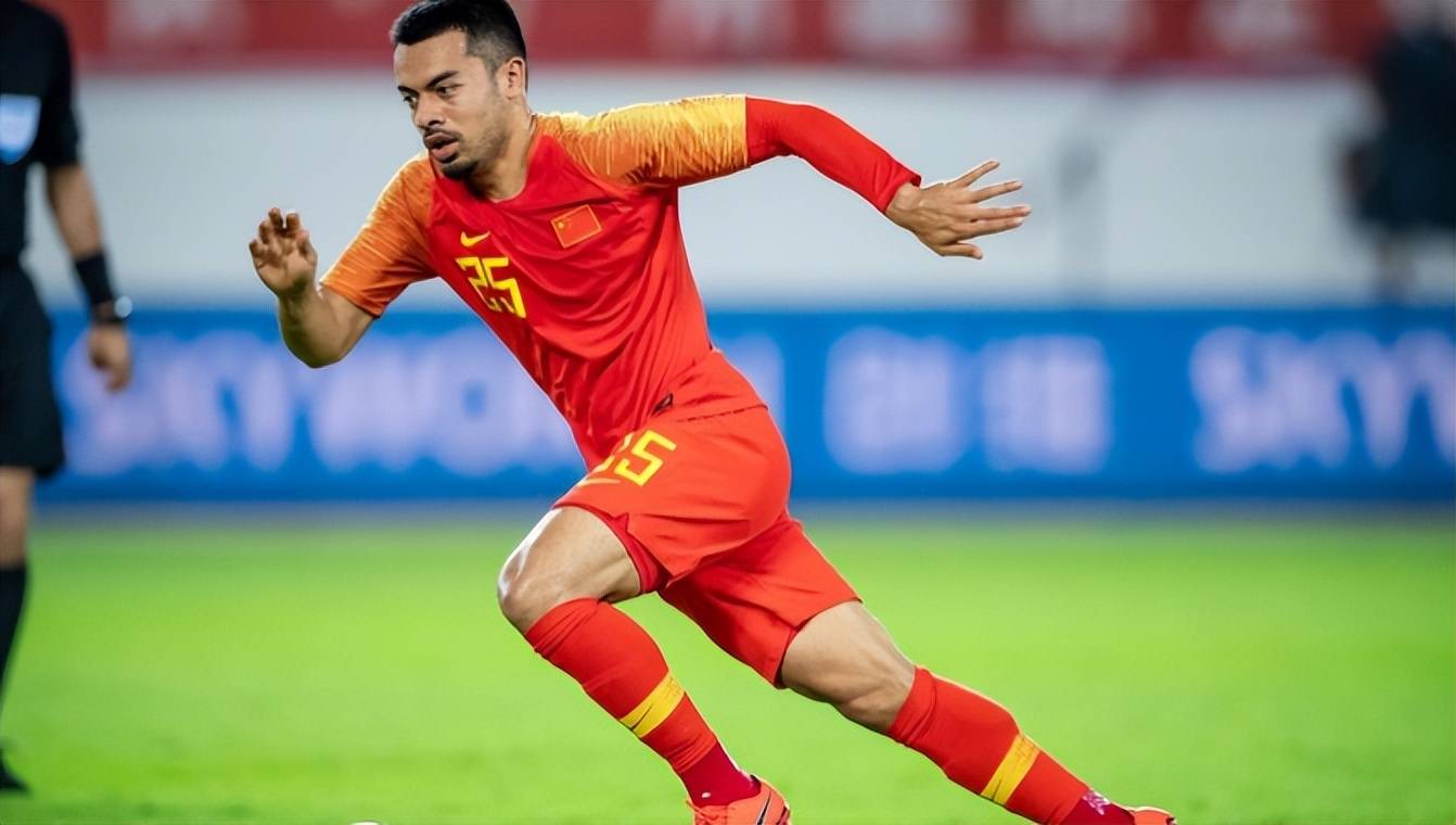 从申花到浙江：钱杰给的转会故事与李可的崛起
