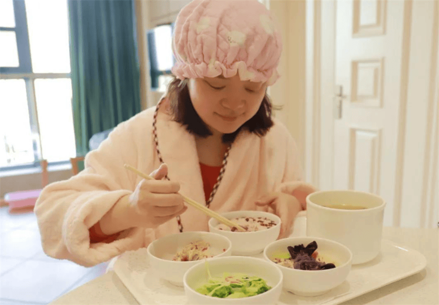 坐月子天天喝鸡汤？这些美食也不要错过