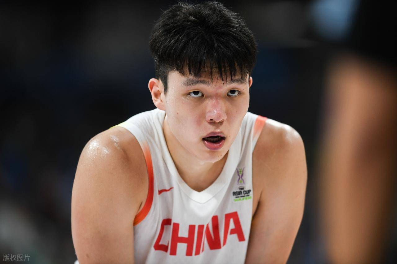 中国男篮：杨瀚森参加NBA选秀，能否成功前景不明