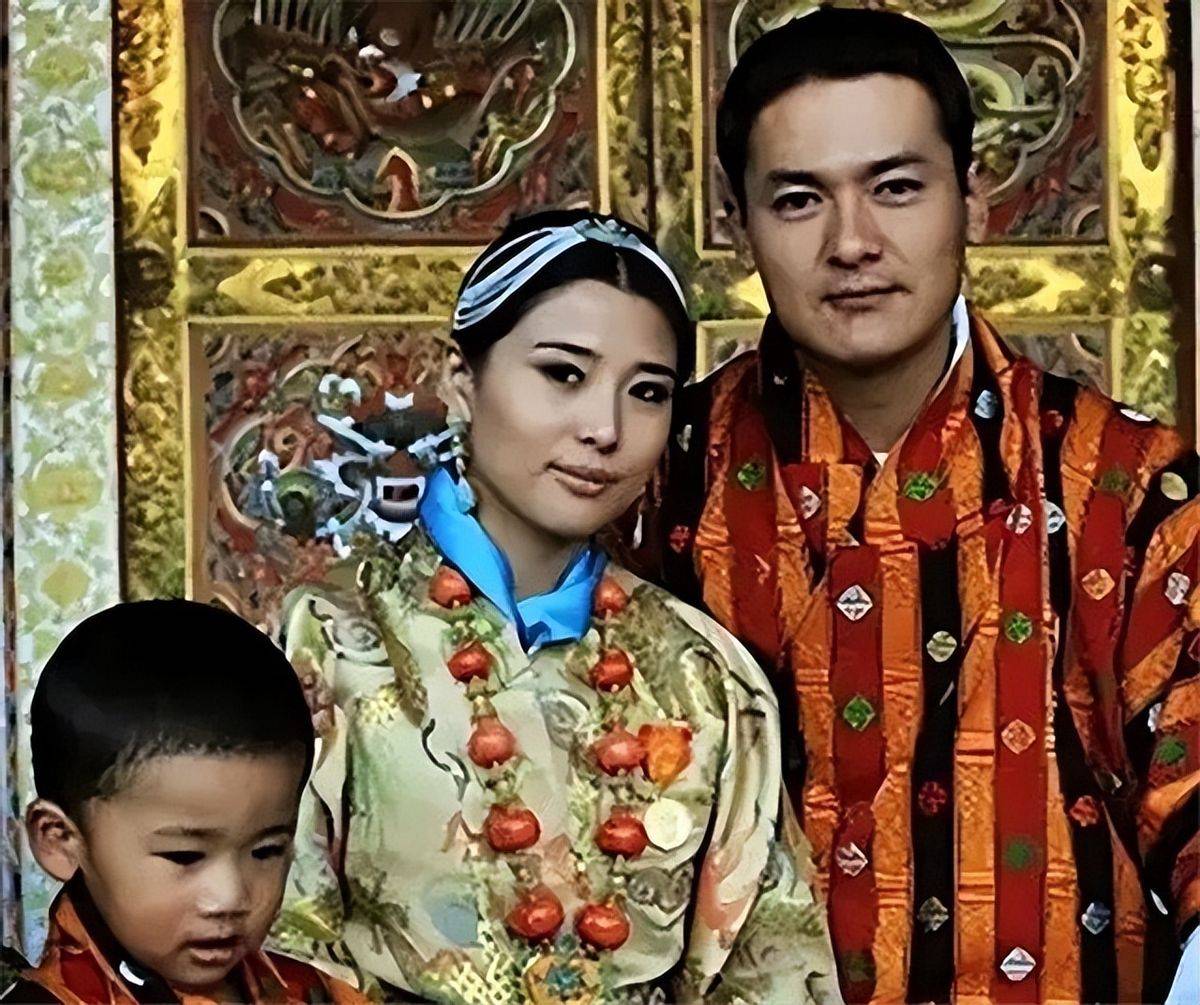 蘇超中場(chǎng)表演致敬水滸文化：梁山108將熱情登場(chǎng)，武松認(rèn)真打虎