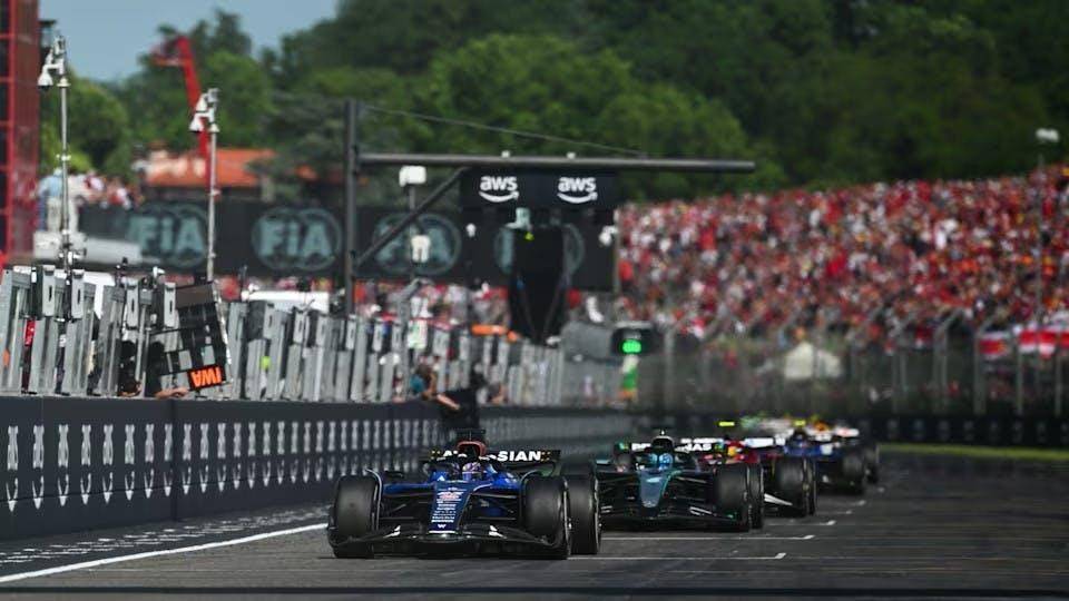 2025年F1赛季：威廉姆斯车队的中游霸主之路与阿尔本的惊艳表现