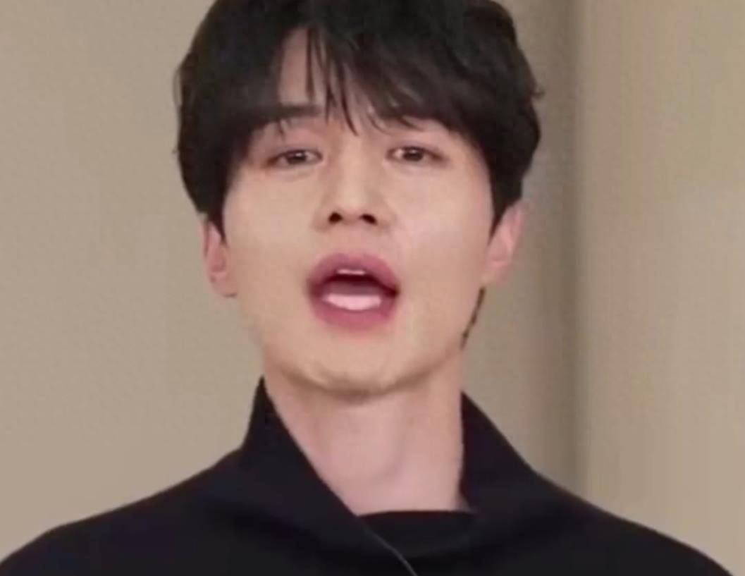 韩星李栋旭解释单身登上热搜,网友:“巧了,我也单身” 插图 韩星李栋旭解释单身登上热搜,网友:“巧了,我也单身” 插图