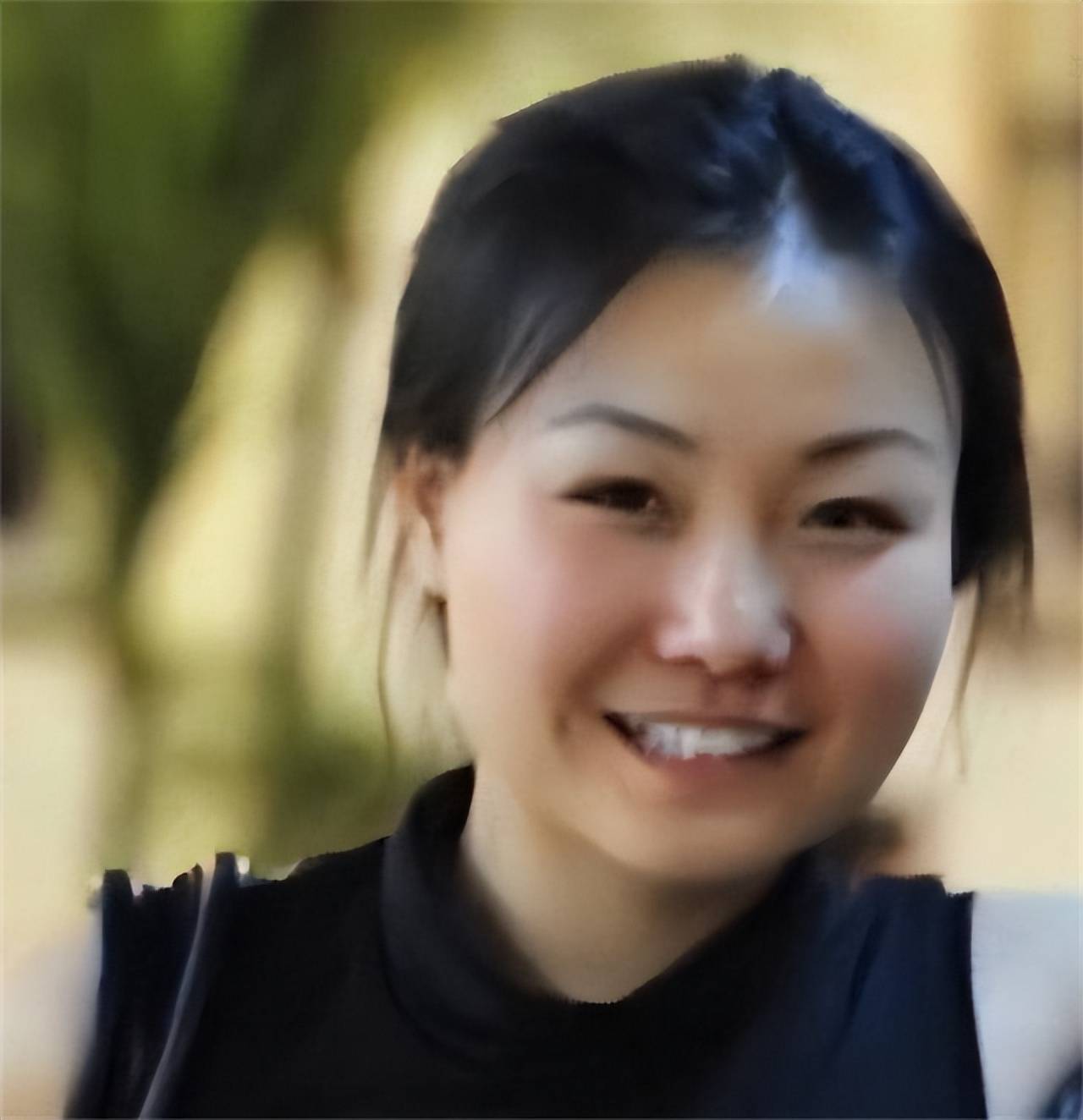 11年,东北女孩不顾父母不满与美国400斤大胖子结婚,后来如何了