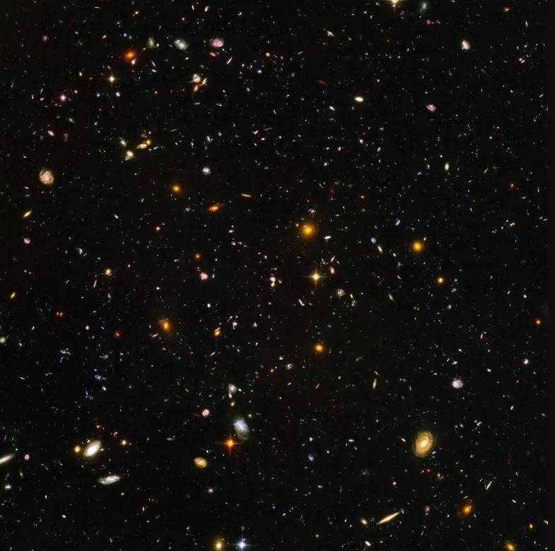 美国在骗人吗？神舟二十号乘组传回空间站晨照：看到宇宙真实画面