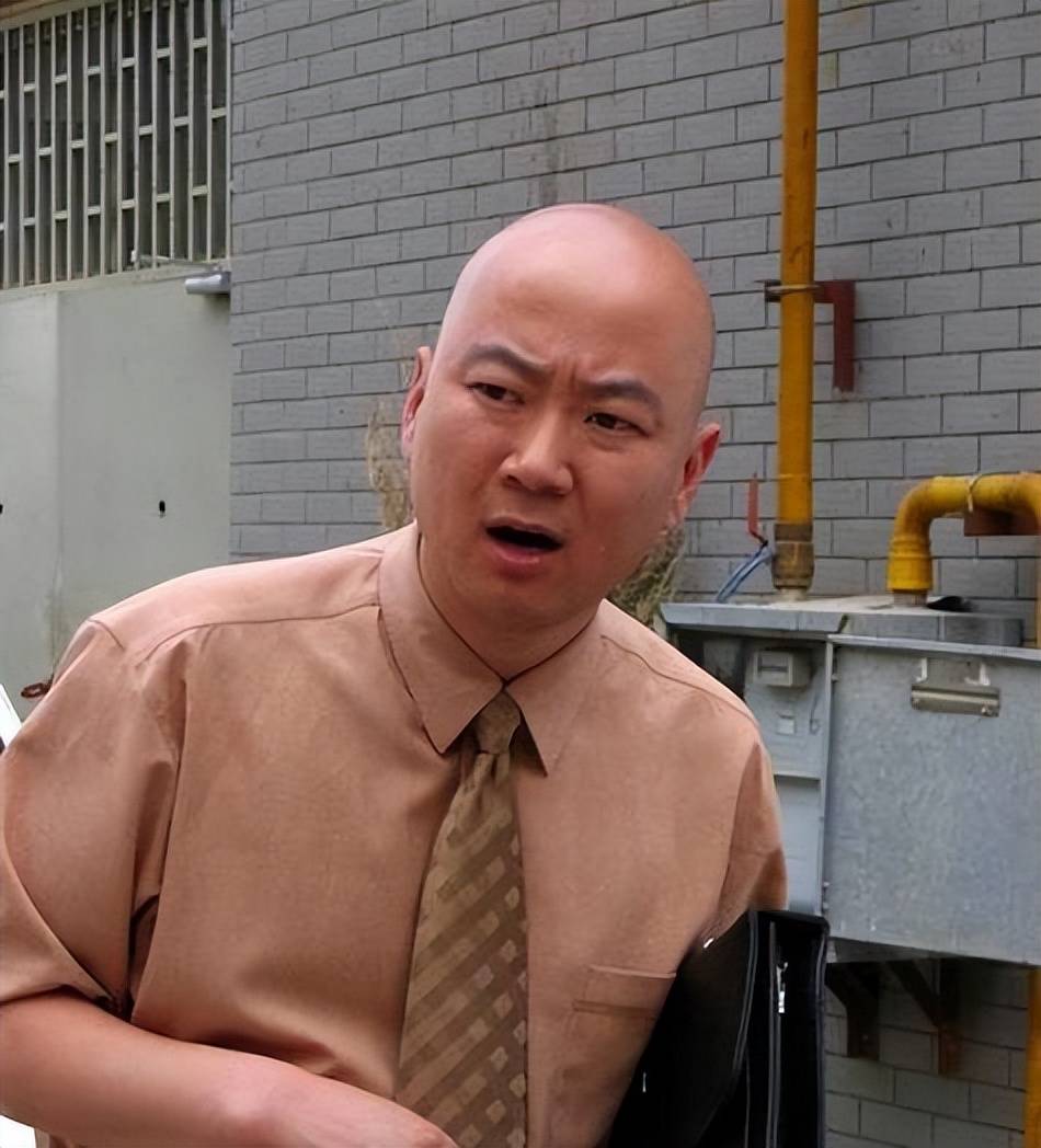 58岁郭冬临现状:情感博主转型,身形消瘦,过着低调无子女生活