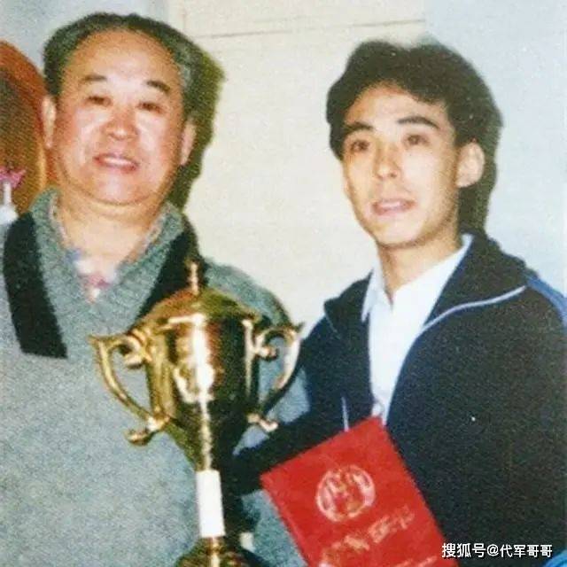 风光无限的人_形容人风光无限是什么意思_