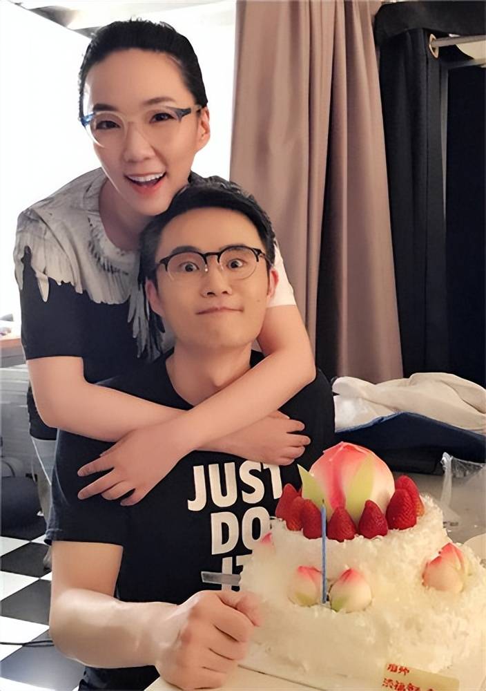 武大教授周玄毅的"高级猎艳"史,流氓不可怕,就怕流氓有文化