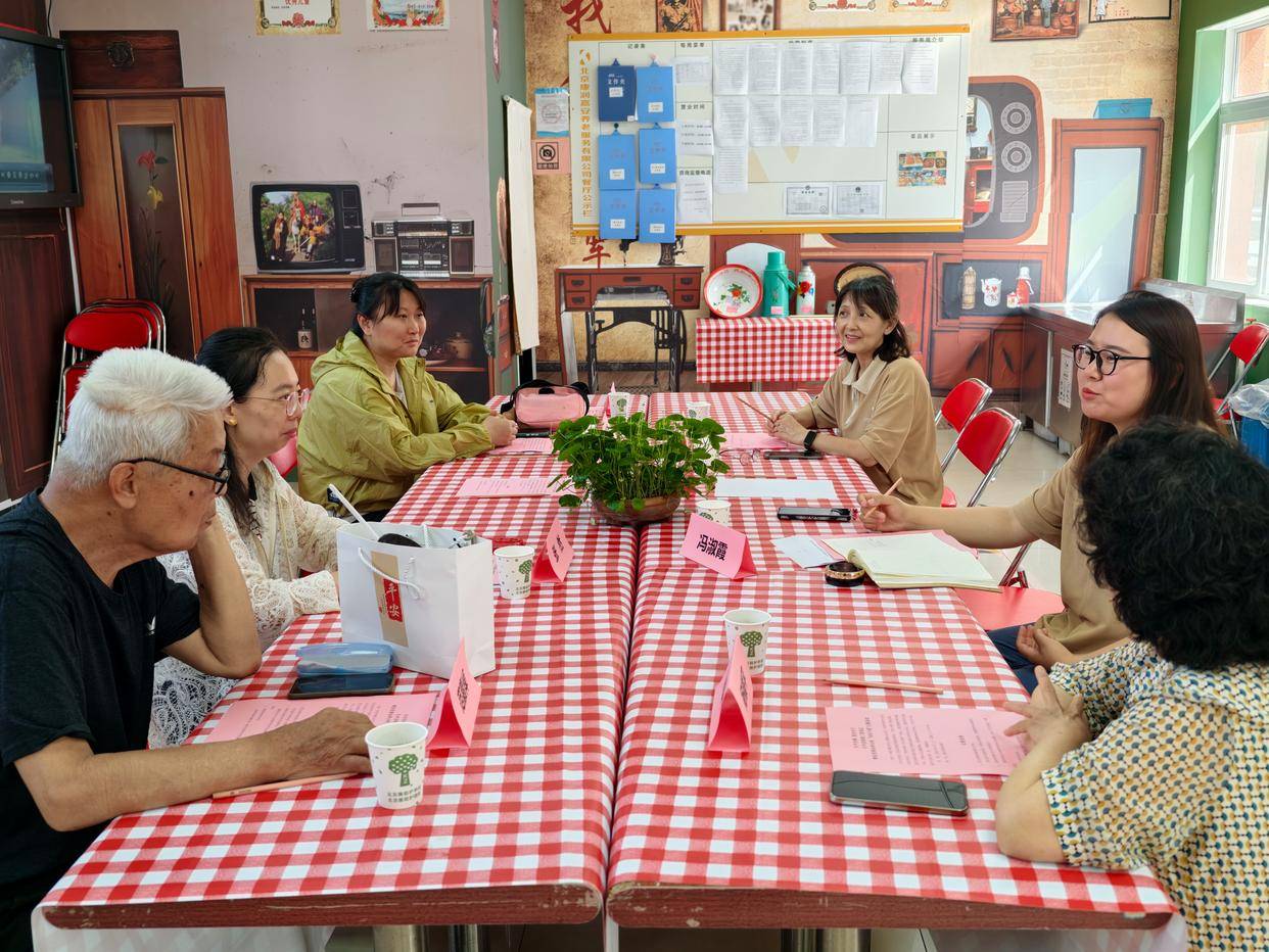 长辛店街道养老驿站餐厅焕新！打造怀旧空间，烹制民生大餐？