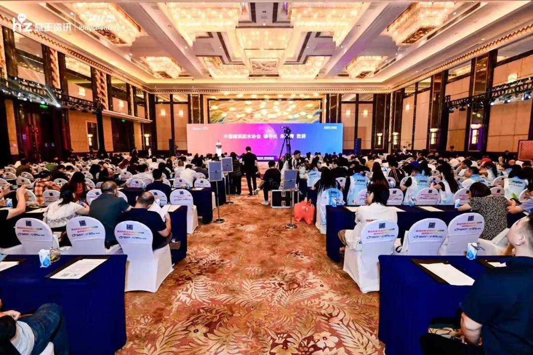涂家具丨百川化工霸气出击，实力摘得“家具漆影响力品牌”大奖 