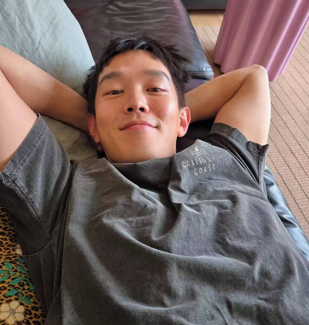 陈建斌的老婆蒋勤勤图片图文- 抖音, image size:1170x1232