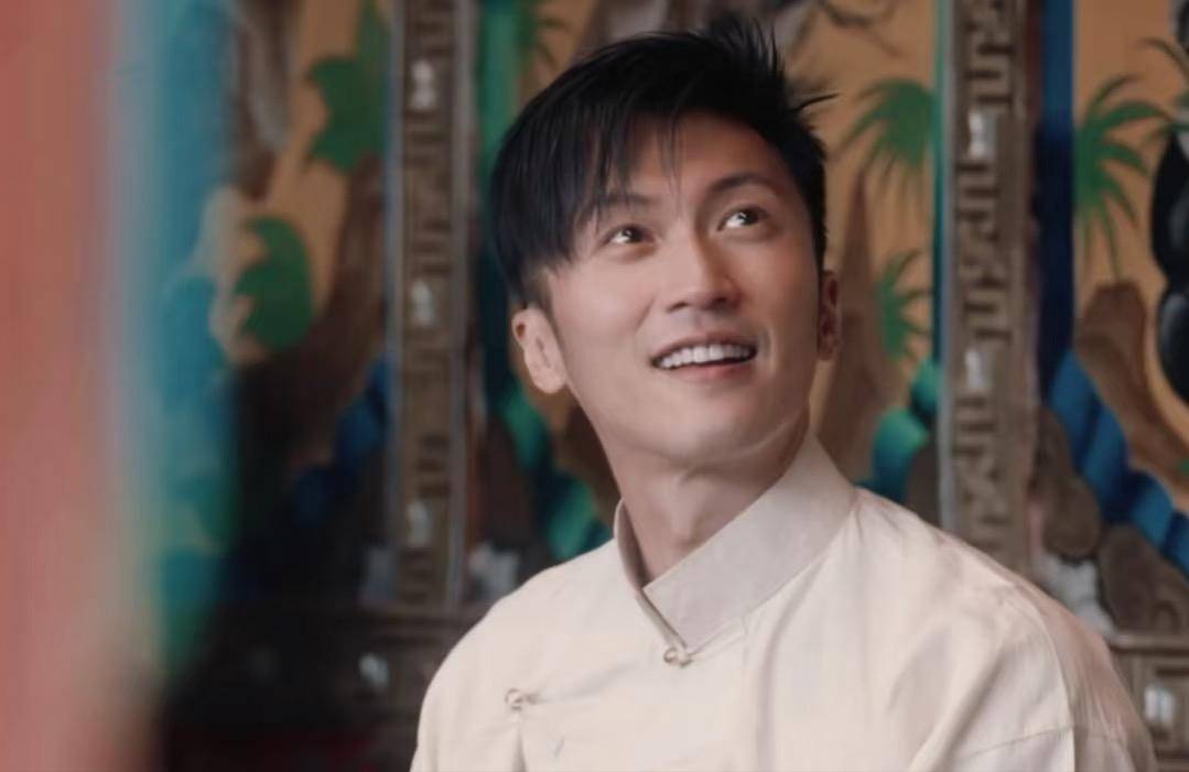 太意外!44岁谢霆锋和小20岁丁真重聚,终于明白王菲眼光有多绝