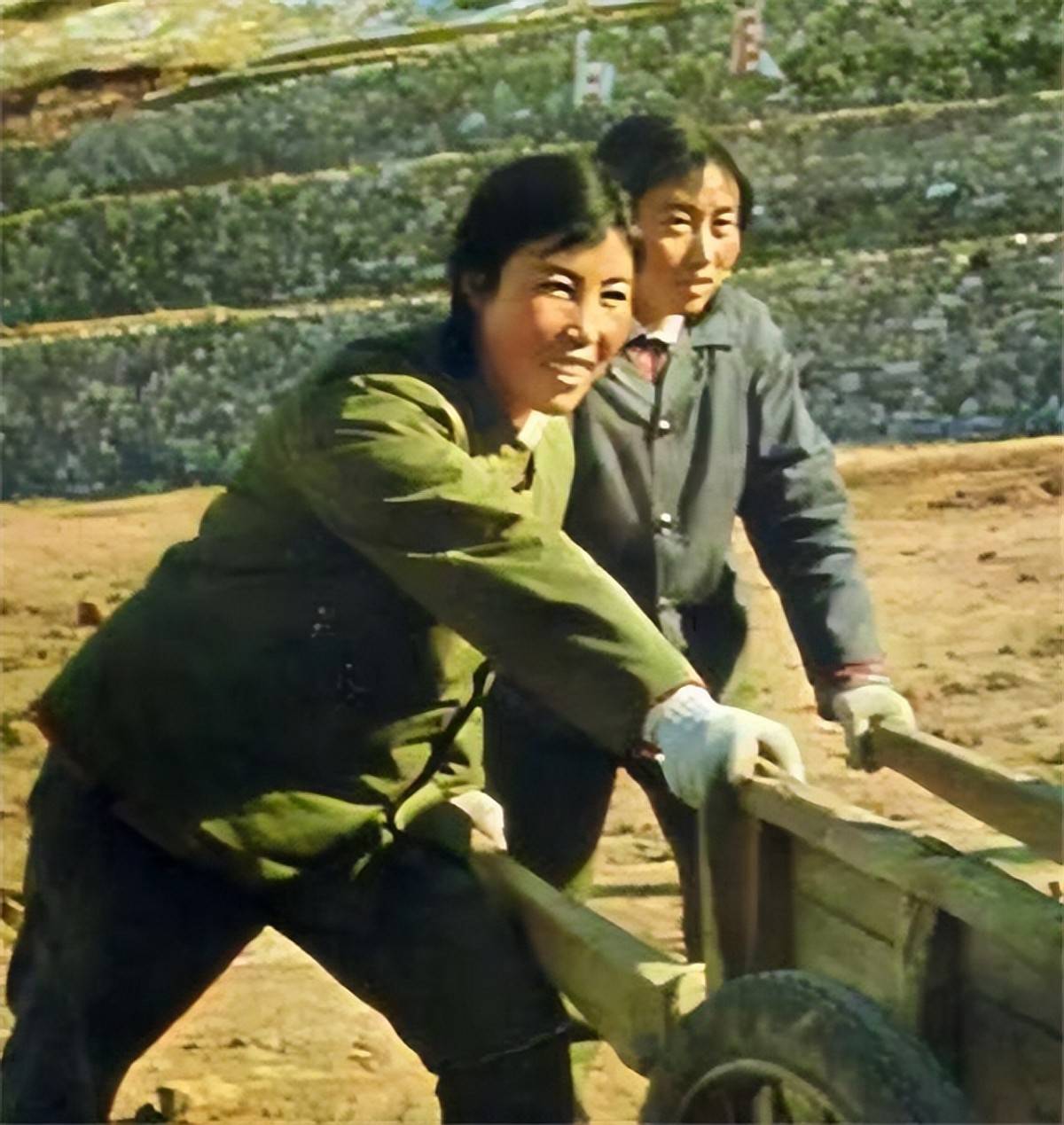 60年过去了,家喻户晓的大寨"铁姑娘"郭凤莲,后来过得咋样了?