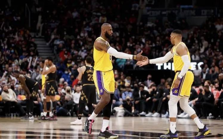 “给我1000万也绝不加盟湖人”NBA三双王和詹姆斯彻底决裂