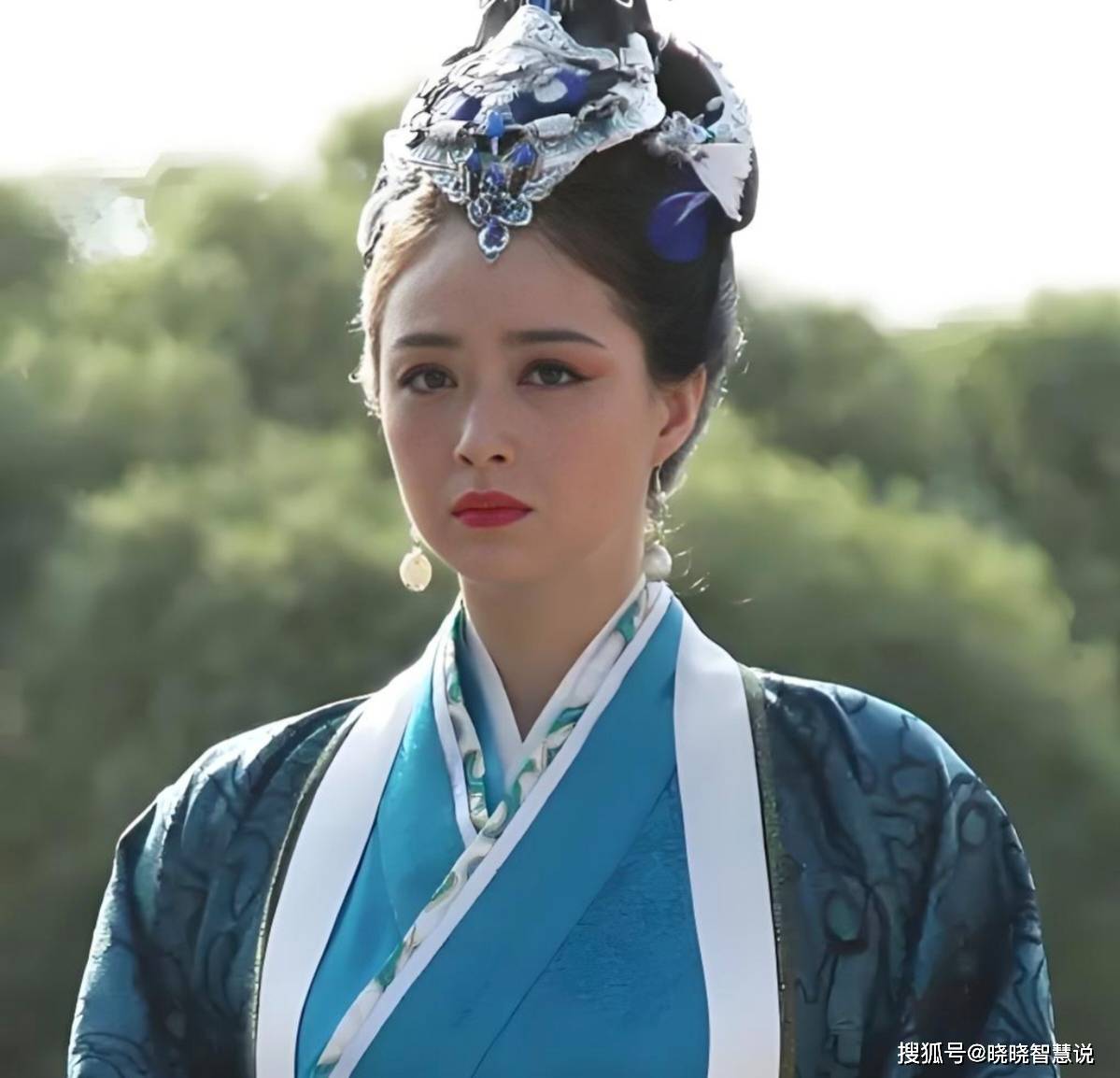 同是情敌之女,楚威后为何对芈茵和芈月冰火两重天?后宫生存的残酷真相