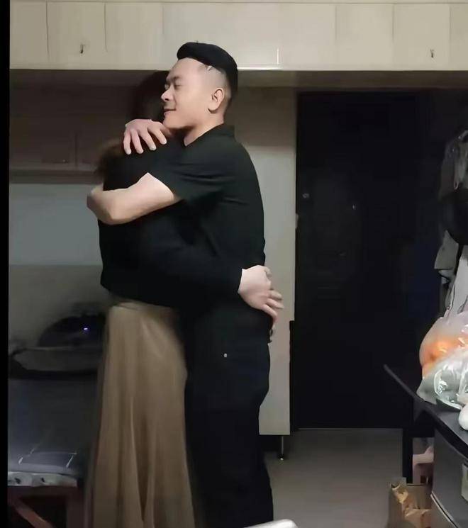 图片[2]-南京“红姐”30多个不雅视频，只有一个男子发现他是男人，吓跑了-创优资源分享网