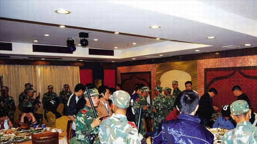 广东头号黑老大许建强,暴打崩牙驹独霸阳江十余年,最终下场如何