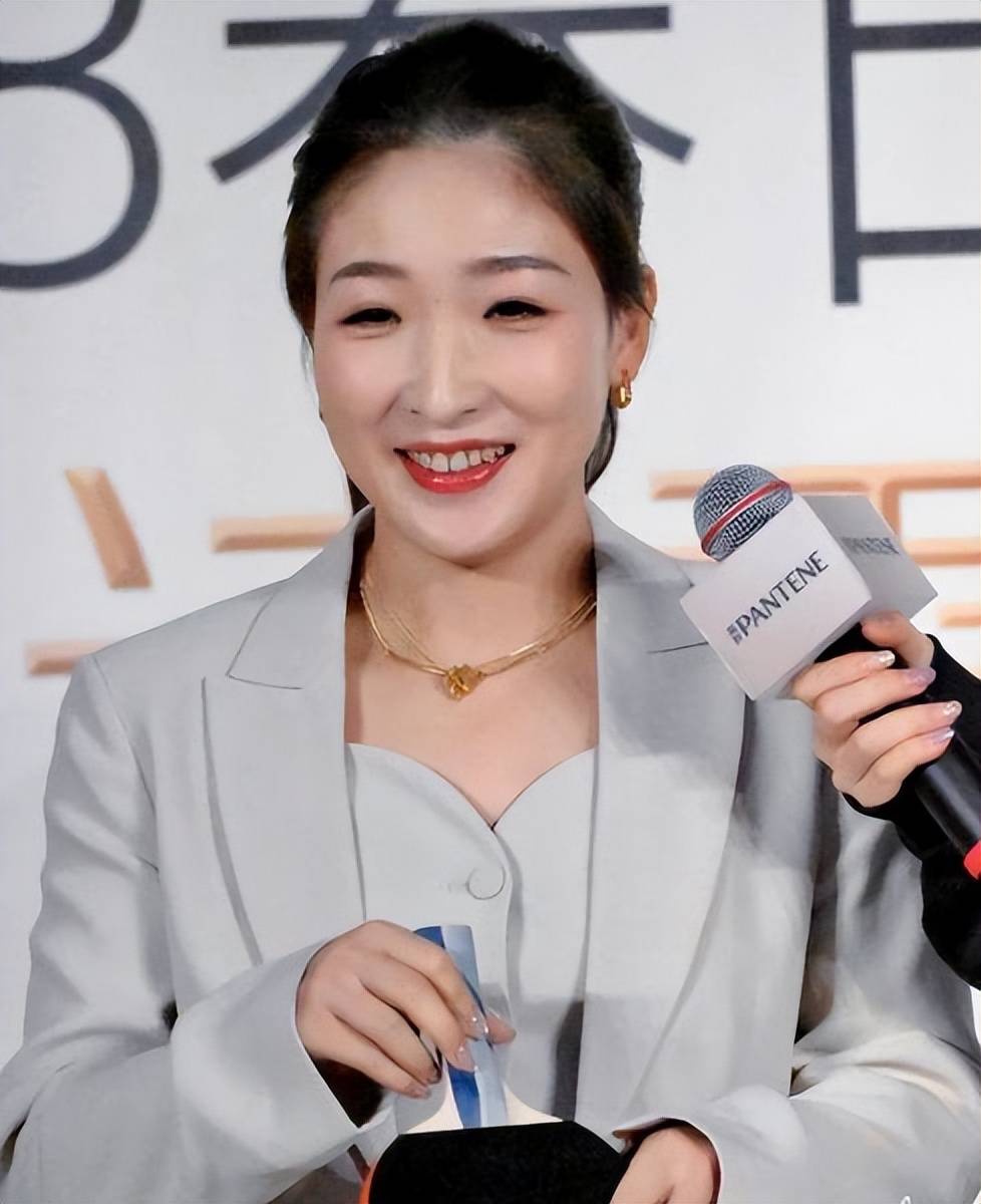 乒坛女王刘诗雯双喜临门!曾传相恋张继科七年,今被浙大拟录取