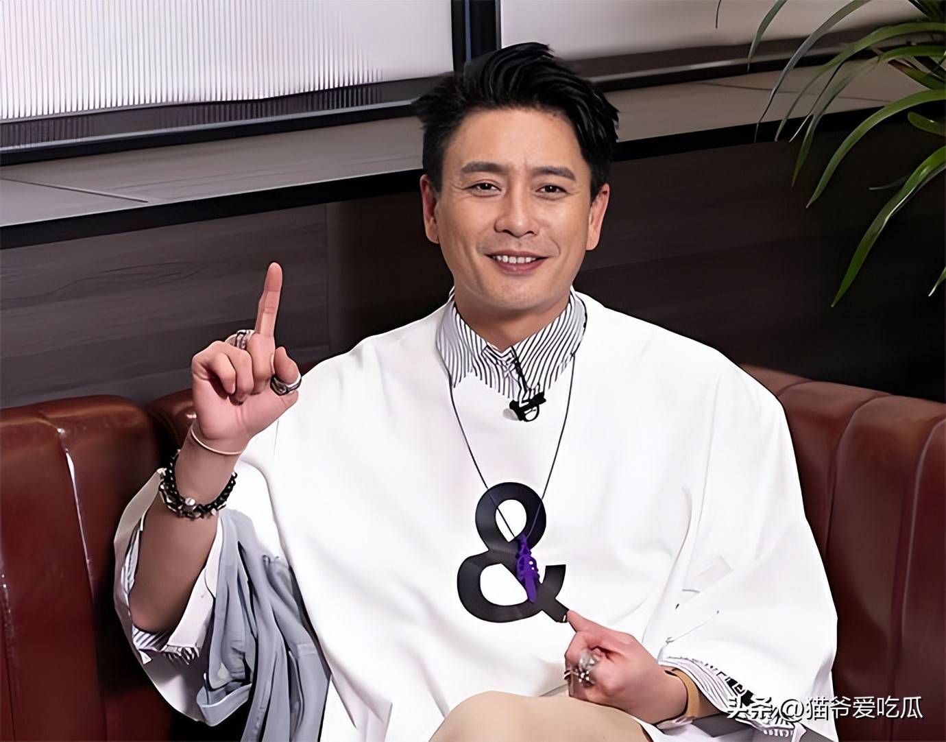 黄宗泽笑称不结婚, 为了气妈妈, 网友:像在演我和我妈
