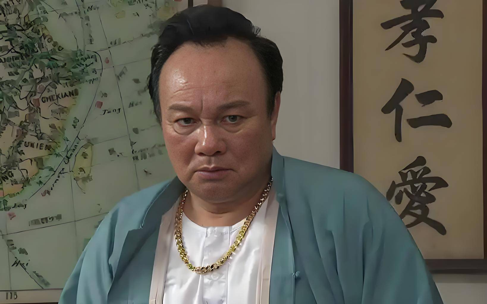 78岁"太子炳"彭炽权全家福,80岁妻子才艺双绝,独生女背景深厚