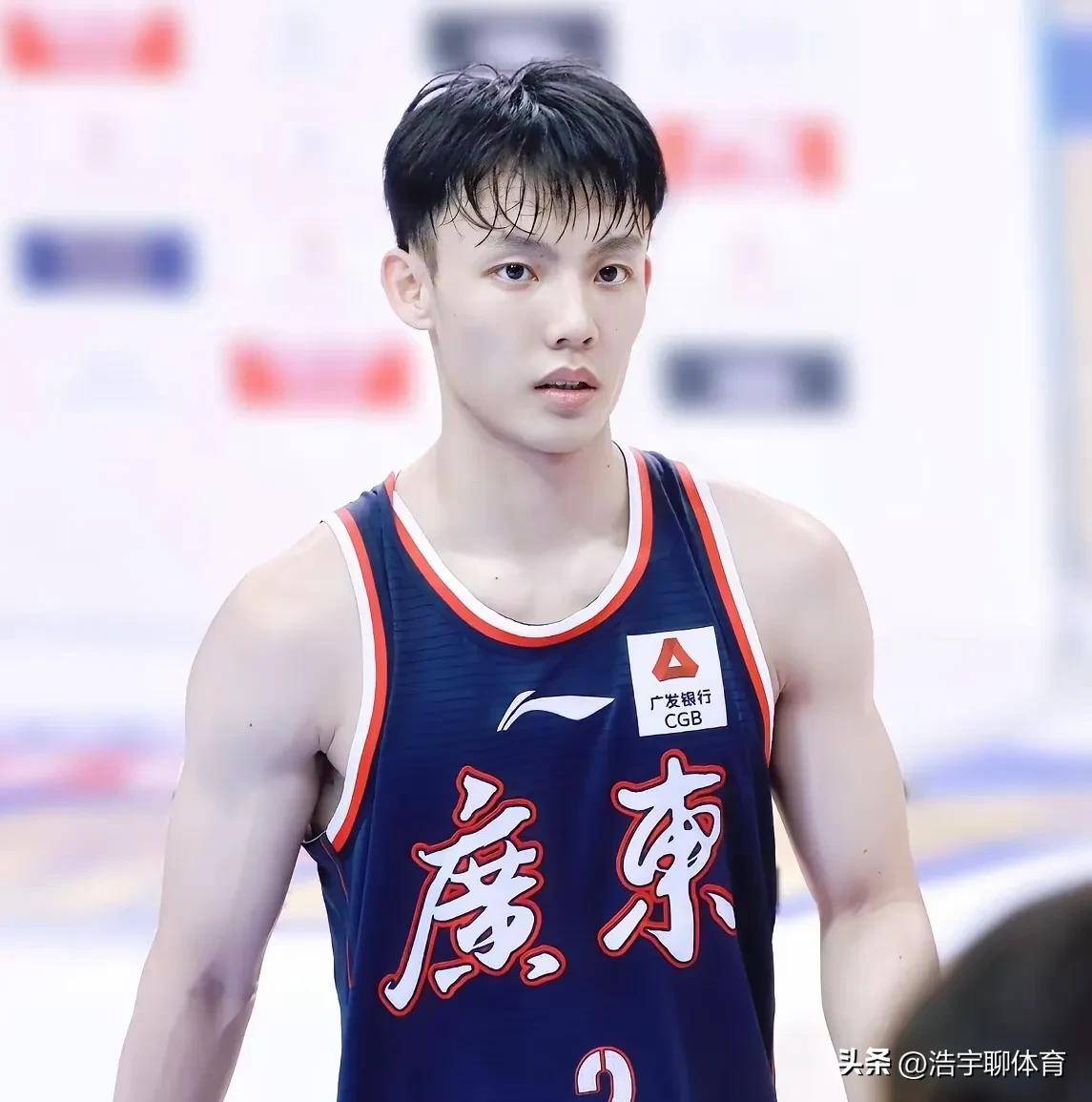 18米大中锋,徐杰拒绝被交易,陈国豪有望加盟广州