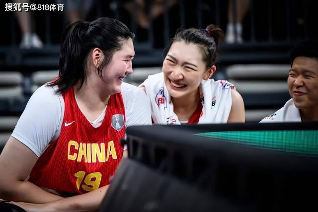 小姚明!中国女篮双塔战术大胜韩国,18岁张子宇8中8爆砍18+4韩旭18+12
