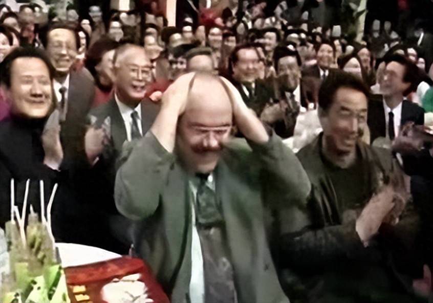 中国足球衰落原因深刻，伪专家频现扰乱局势，真正实力亟待觉醒