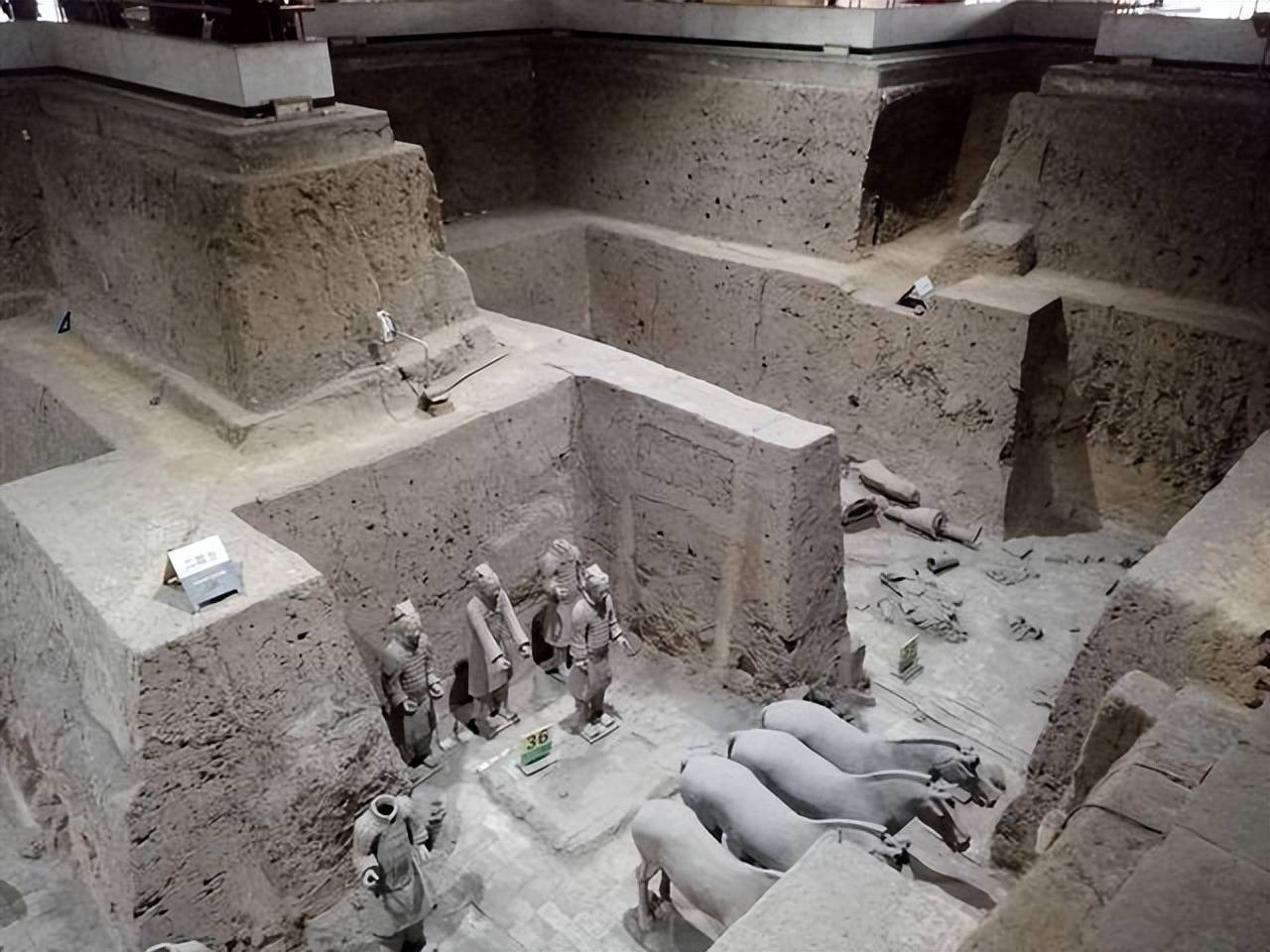 秦始皇的墓地真的没有人进去过吗?