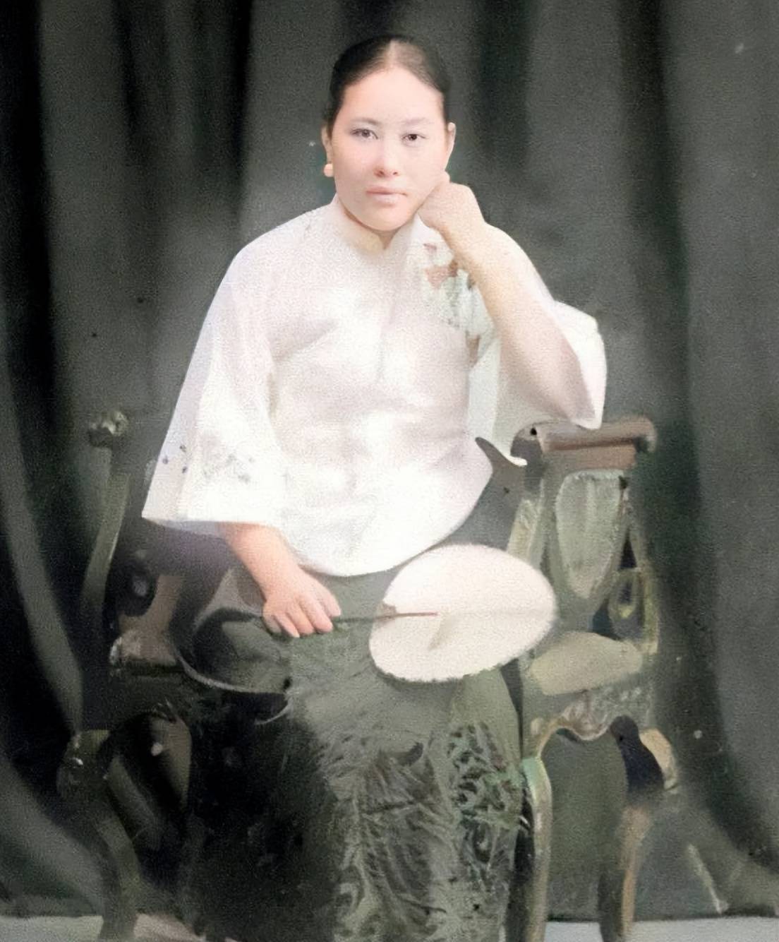 惹火女刺客什么下场?民国军阀毙命佛堂现场留名复仇女施剑翘